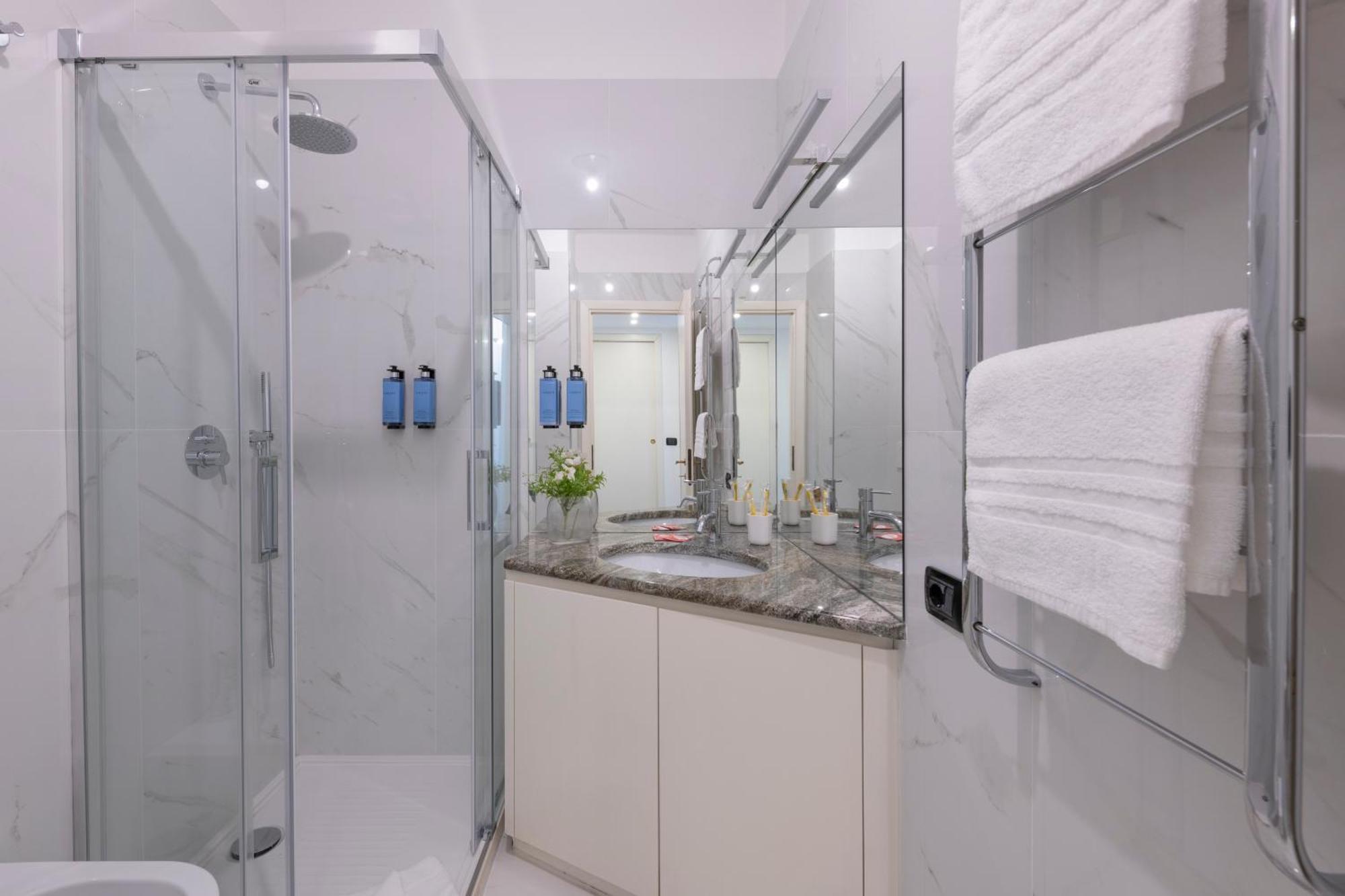 Milan Royal Suites - Duomo Santo Stefano 外观 照片